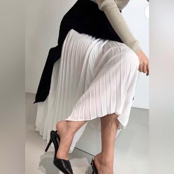 NWT Commense Pleated Midi Skirt Black White Color Block Layered Skirt size L - Picture 3 of 5